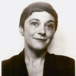 Danielle Linzer.